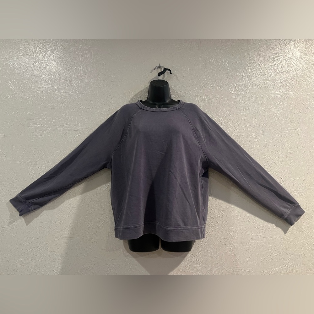 Universal Thread Sweater - Picture 3 of 9